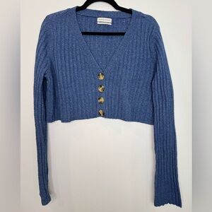 Urban outfitters cropped Blue Ribbed Button-Up Sweater cardigan size medium